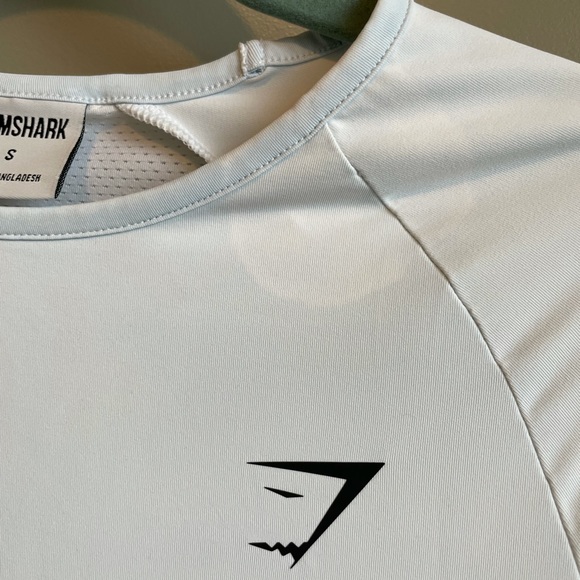 DAMAGED - Gymshark Training Longsleeve Crop Size S - Picture 2 of 3